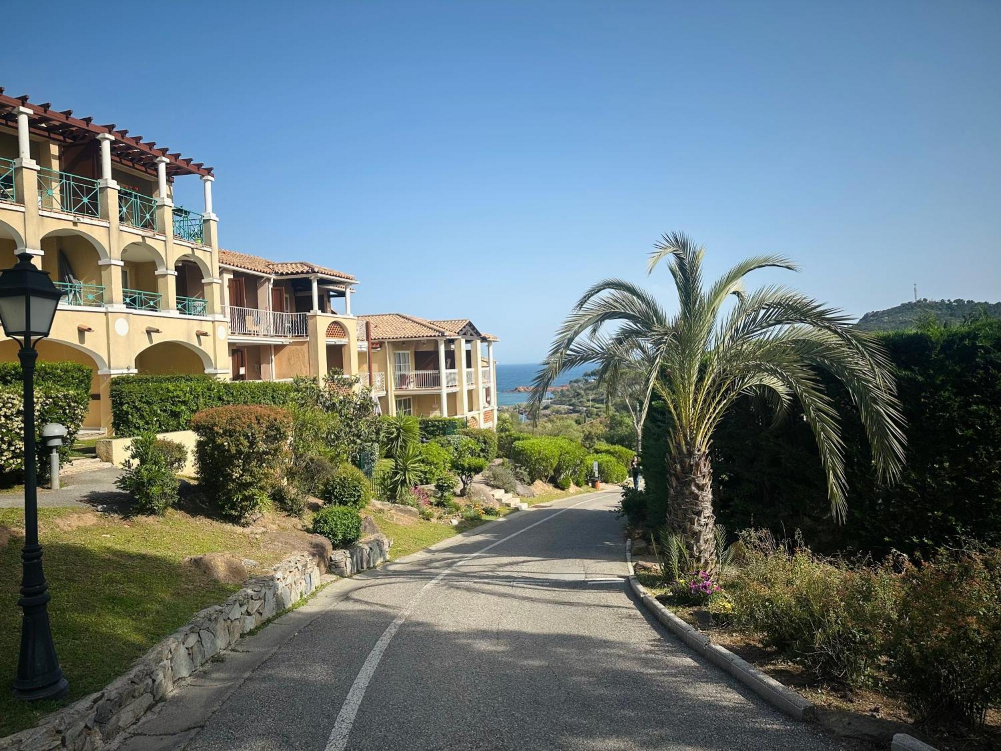 Cap Esterel Village Pierre & Vacance , Agay 4Prs Climatise-Wifi-Parking Inclus Сен-Рафаэль Экстерьер фото